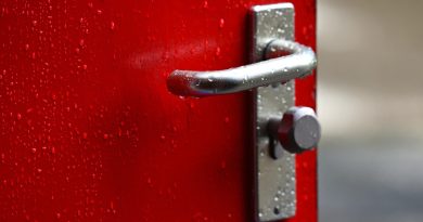 Guide pratique pour remplacer facilement la serrure de votre porte