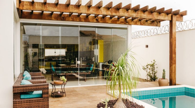Décorer une terrasse provençale pour un style authentique